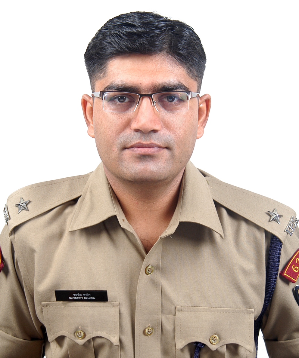 Navneet Bhasin 